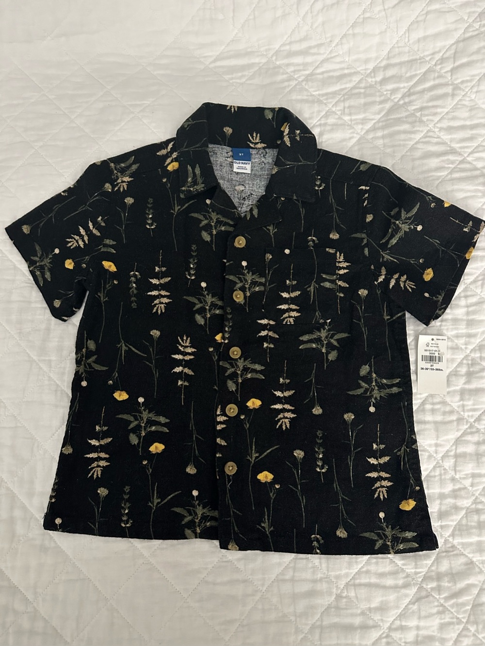 NWT Old Navy Linen Black Botanical Floral Print Button Down Shirt Size 3T - Picture 2 of 5